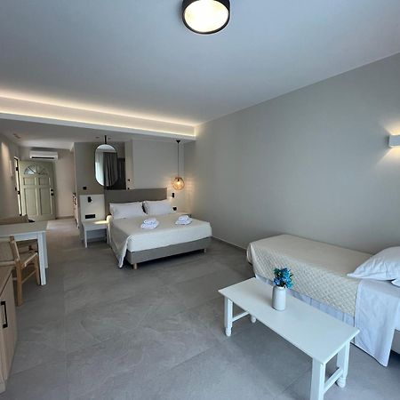 Mediterranean Sea Top Floor Palaiochora Exteriér fotografie